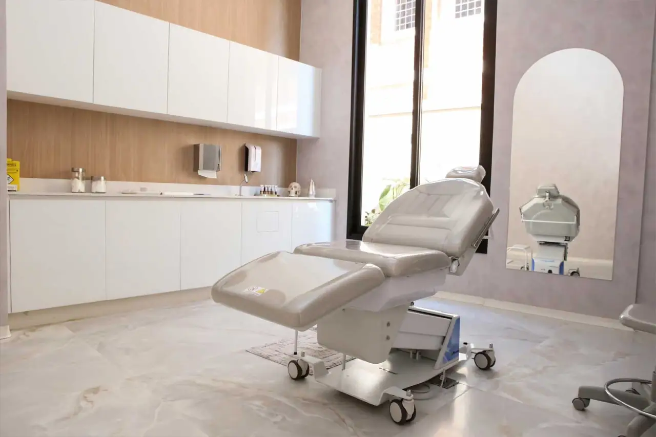 Sala de procedimentos da Clínica Leal em Campinas